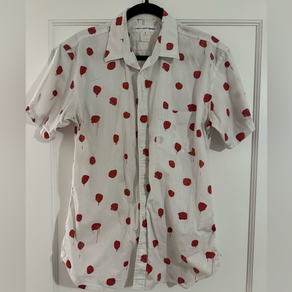 Red ink dot men’s button up shirt medium